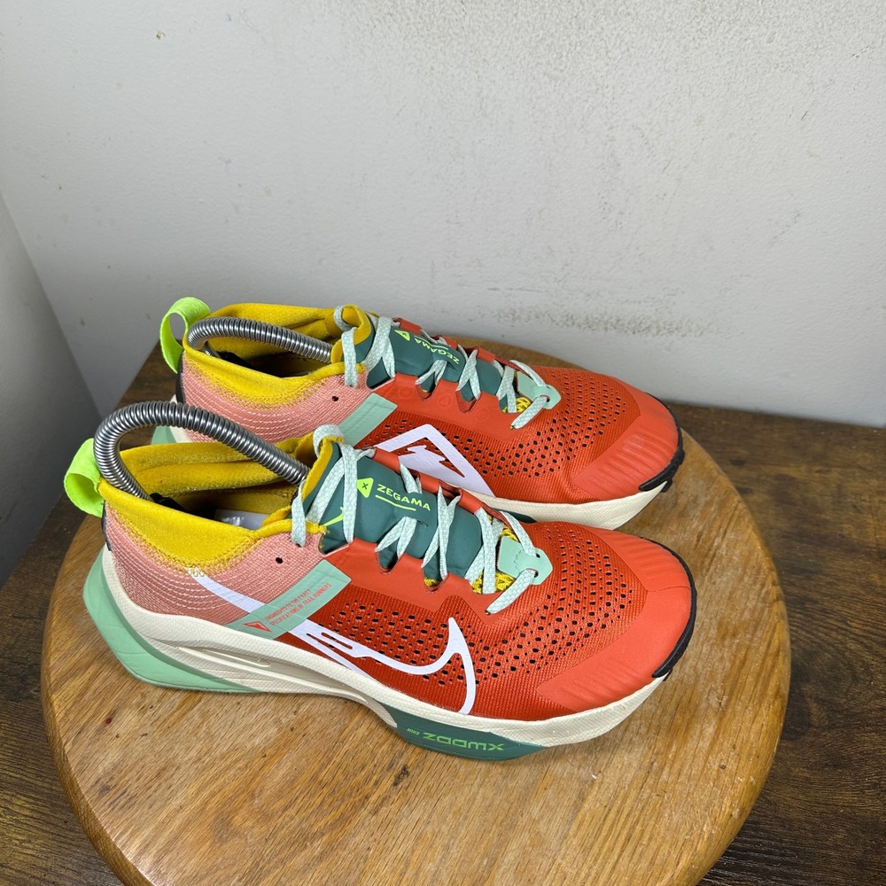 Nike ZoomX Zegama Trail Running Shoes Womens Orange Pink size 7.5 DH0625-800